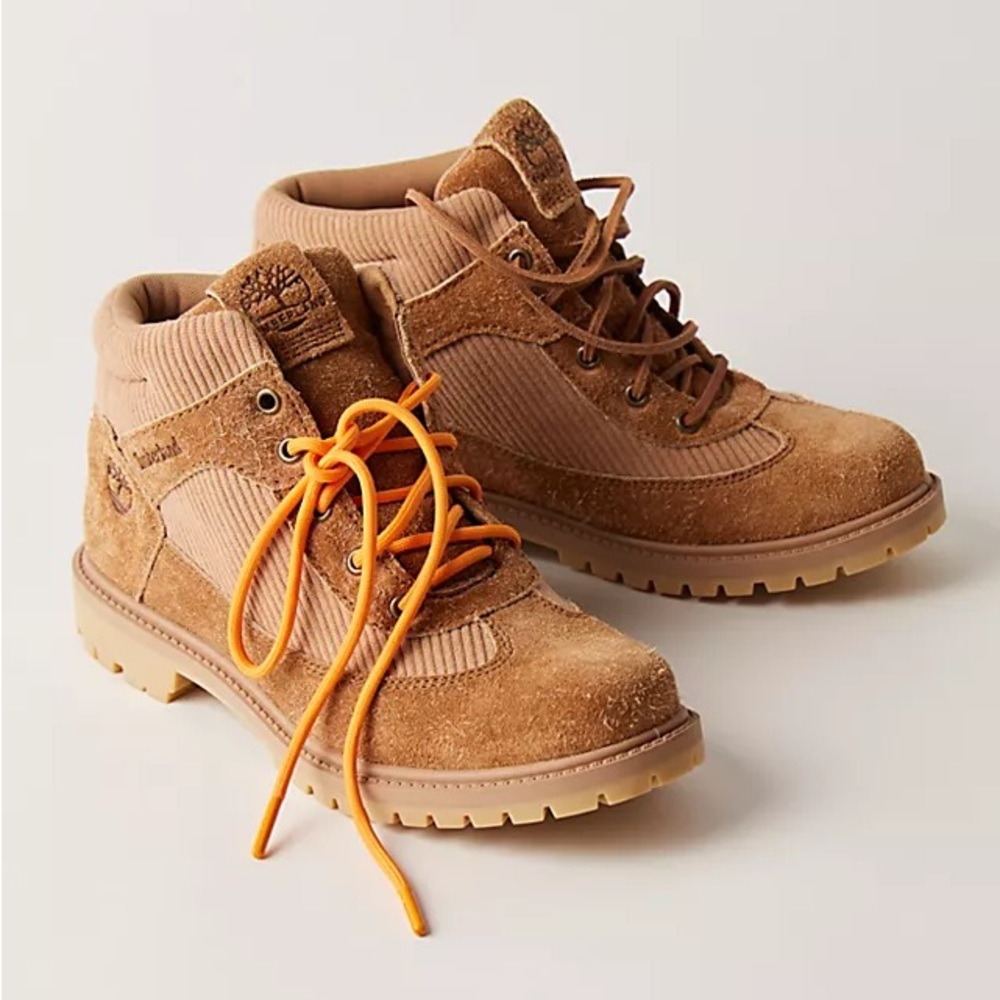 Timberland Nellie Chukka Boots - Picture 2 of 10